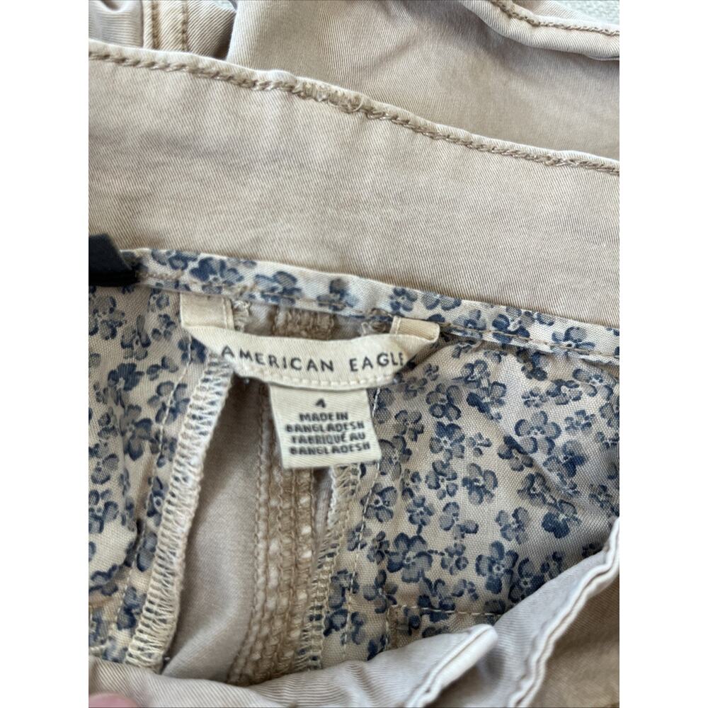 American Eagle Sz 4 Shorts Hi-Rise Shortie Distress Denim Khaki LOT of 2 Pairs - Picture 13 of 14